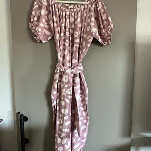 G.I.L.I. Mauve and White Short Sleeve Dress